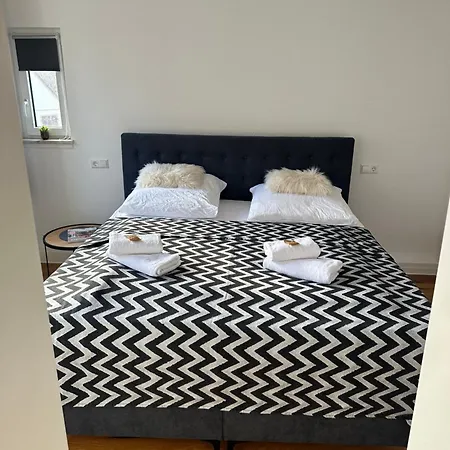 Stylisches Mit Grossem Tageslichbad Am Marktplatz * לאונברג